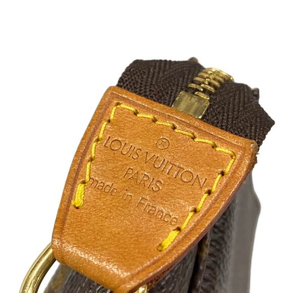 Pre-Owned Louis Vuitton Pochette Accessories M51980 – REKLAIM Louis Vuitton Pochette Accessoires Monogram Handbag M51980